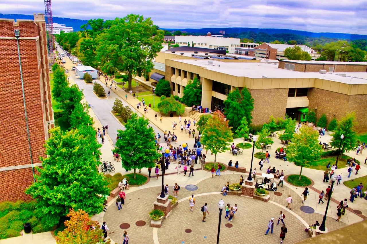 Pedestrian plaza and campus buildings at the University of Tennessee at Chattanooga in 2011.