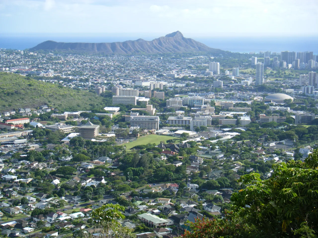 Mānoa campus from Round Top Drive on the university campus