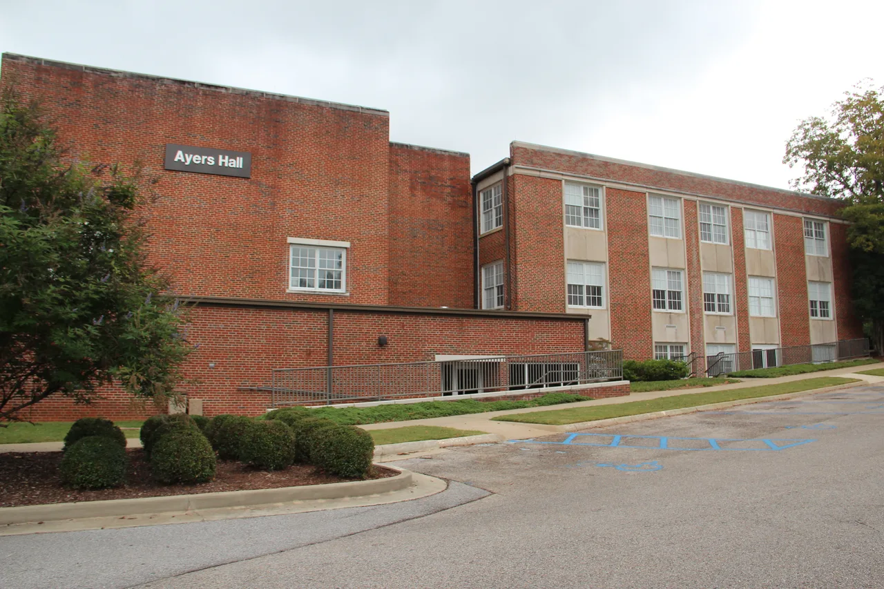 Ayers Hall on the university campus
