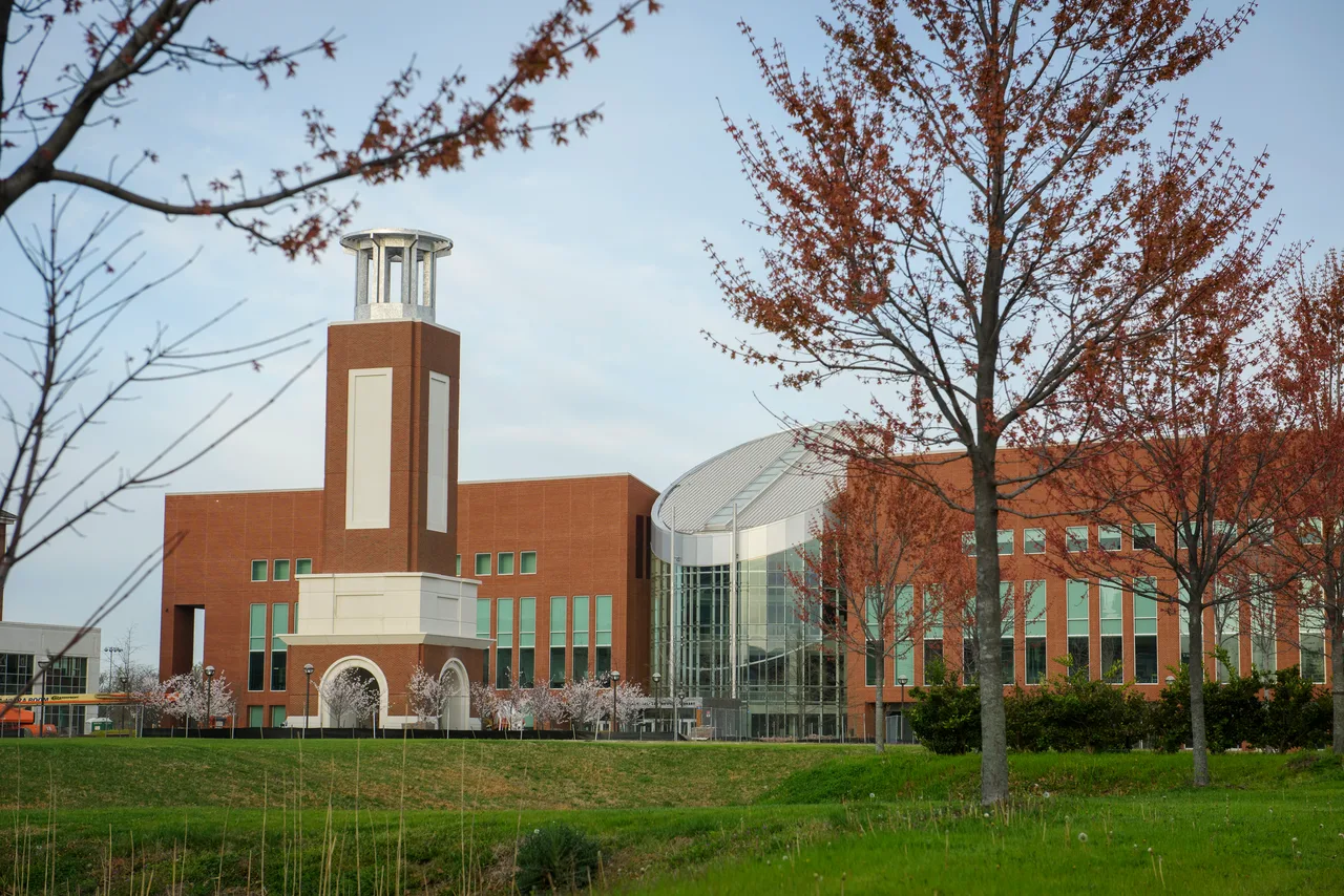 Norfolk State University campus: Norfolk State University Lyman Beecher Brooks Library