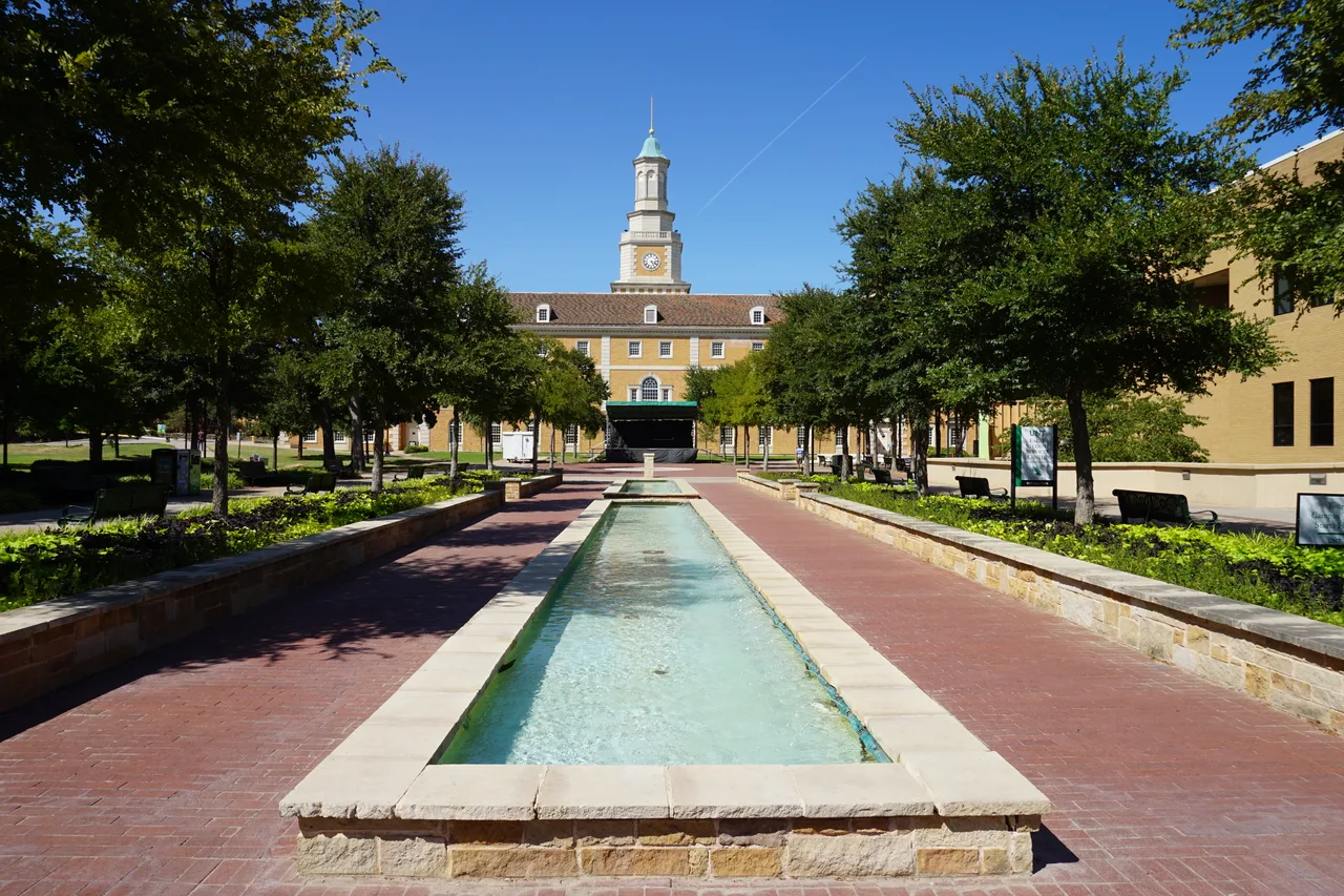 Hurley Administration Building · North Texas