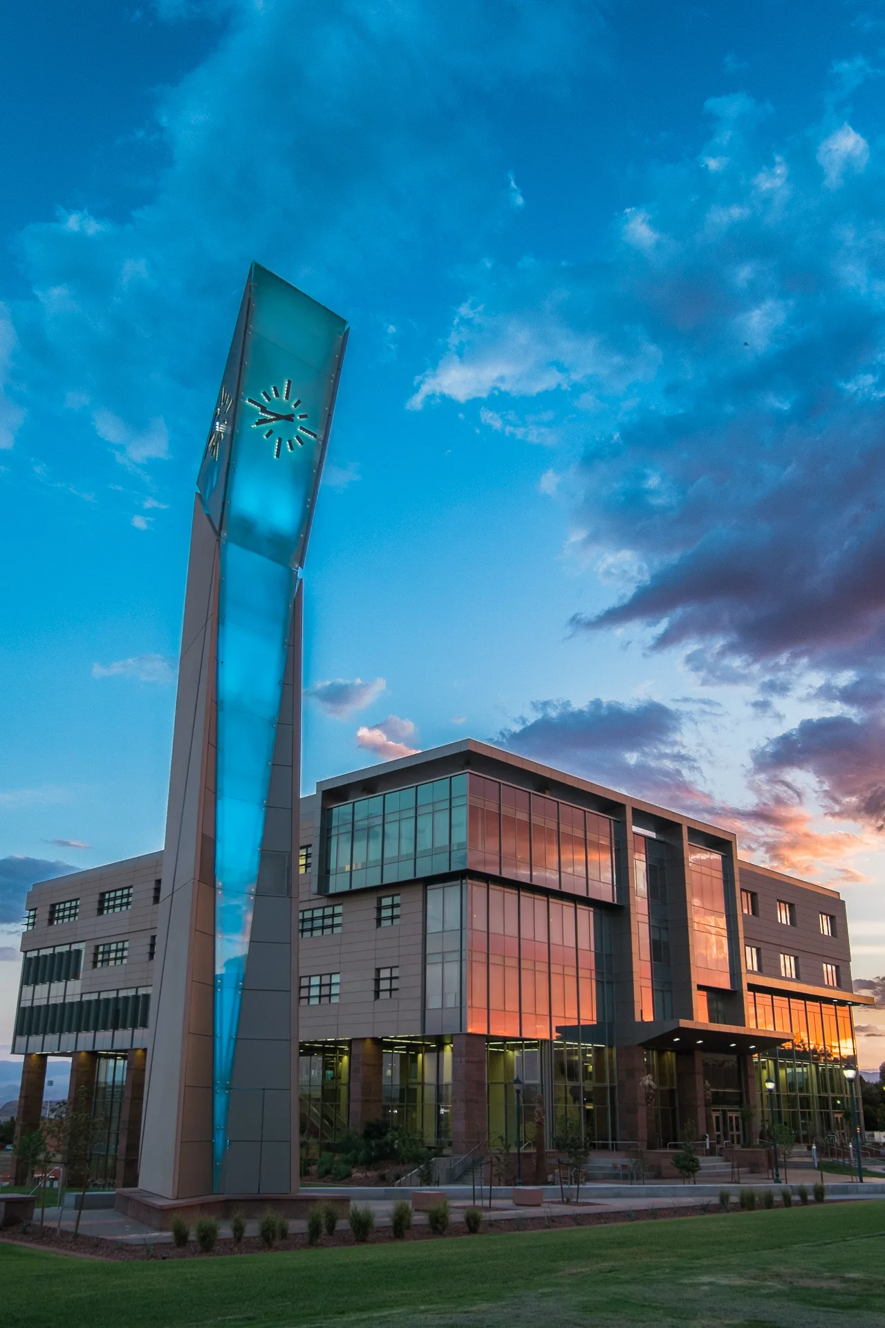 Utah Tech University campus: DSU Holland & Clock Tower