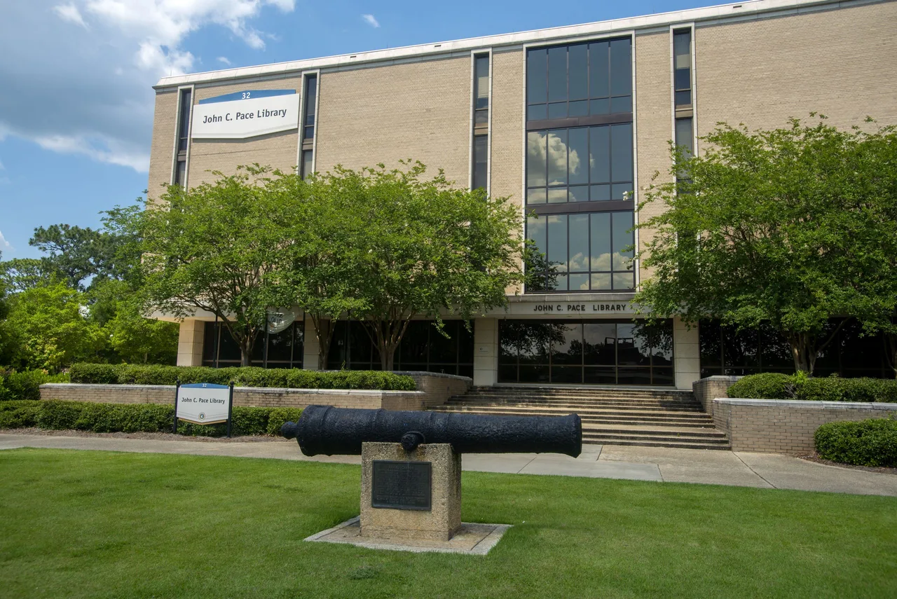University of West Florida campus: John C. Pace Library, University of West Florida